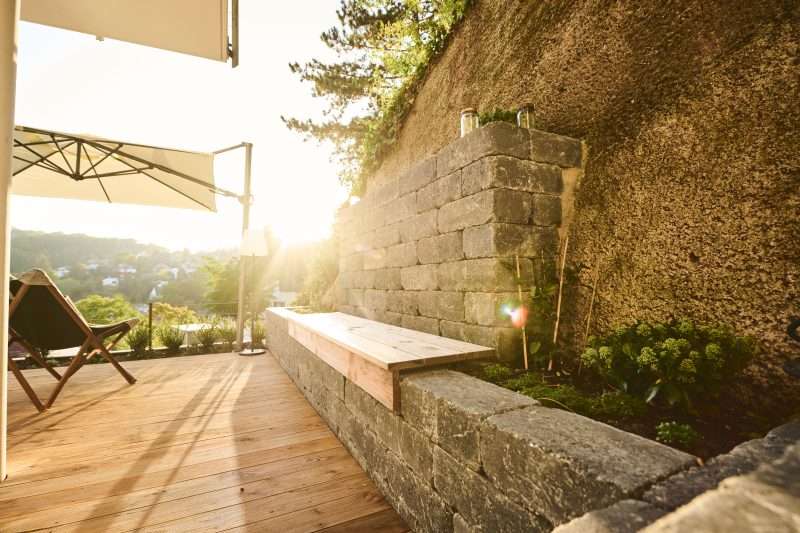 Gartengestaltung_Gartenmauer_Betonmauerwerk_5